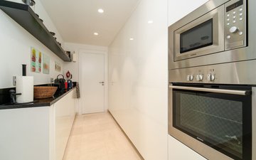 Property slide 25