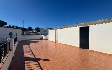 Property slide 14