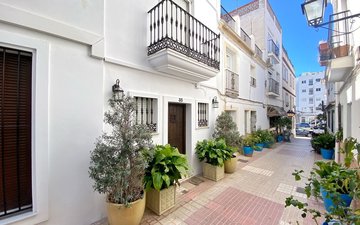 Property slide 48