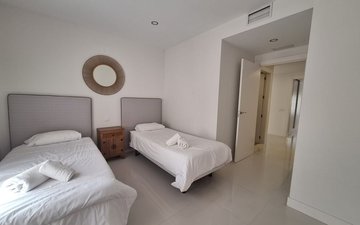 Property slide 20