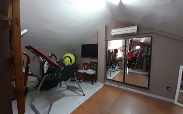 Property slide 20