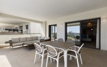 Property slide 22