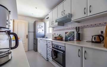Property slide 14