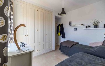 Property slide 33