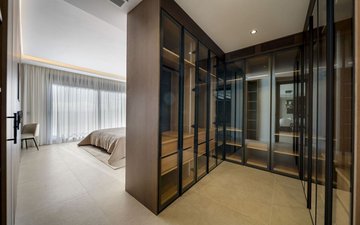 Property slide 21