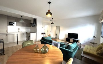 Property slide 10