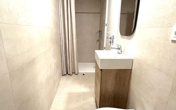 Property slide 22