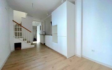 Property slide 21