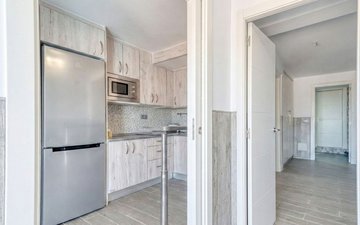 Property slide 22