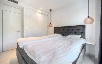 Property slide 21