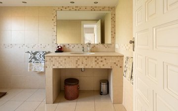Property slide 34