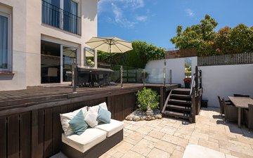 Property slide 44