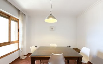 Property slide 32