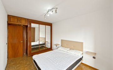 Property slide 40