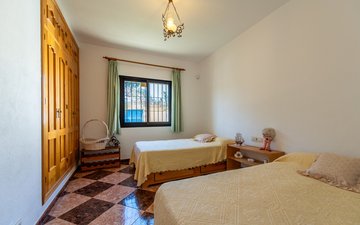 Property slide 27