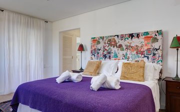 Property slide 18