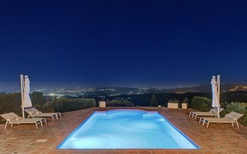 Property slide 31