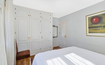 Property slide 19