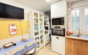 Property slide 21