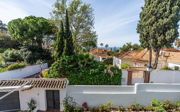 Property slide 18