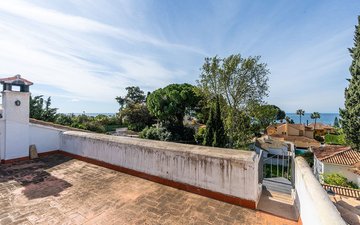 Property slide 24