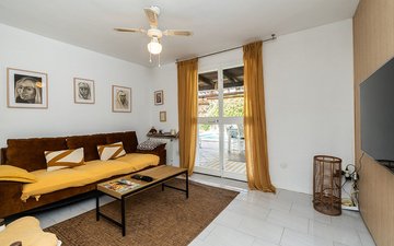 Property slide 9