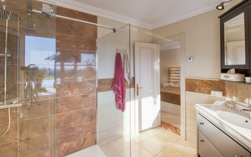Property slide 17