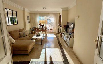 Property slide 10