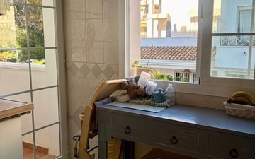 Property slide 19