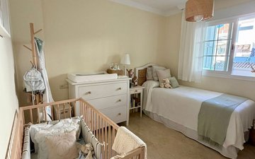 Property slide 20