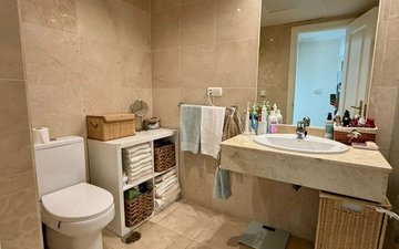 Property slide 24