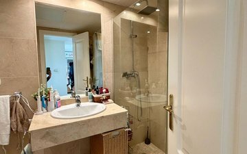 Property slide 37