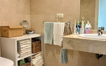 Property slide 39