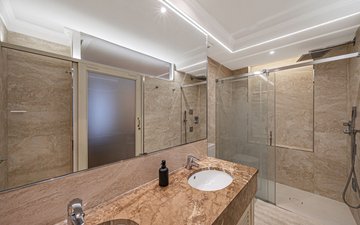 Property slide 20