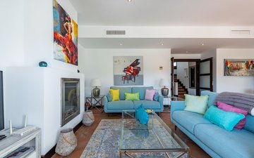 Property slide 10