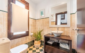 Property slide 14