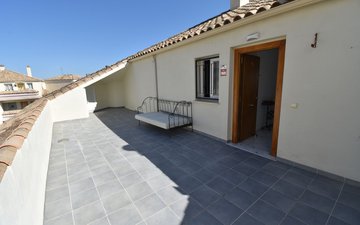 Property slide 20