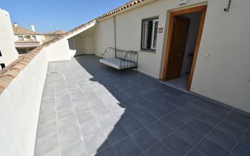 Property slide 21