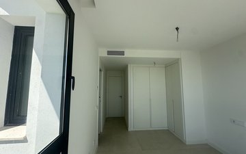 Property slide 22