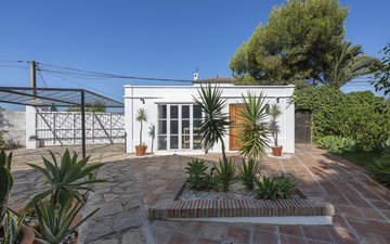 Property slide 39