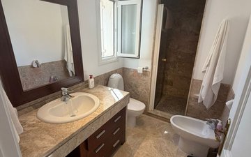 Property slide 21