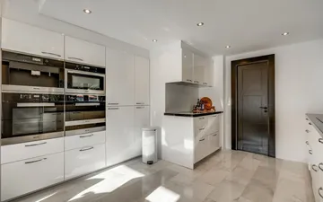 Property slide 16