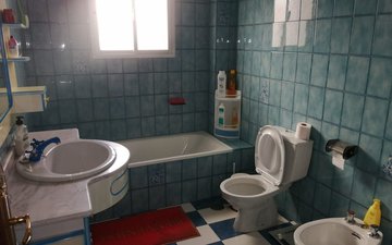 Property slide 18