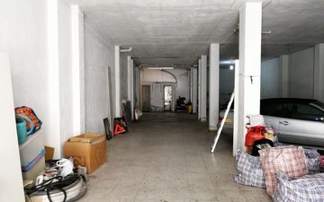 Property slide 25