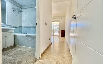 Property slide 21