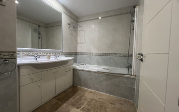 Property slide 22