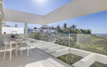Property slide 18