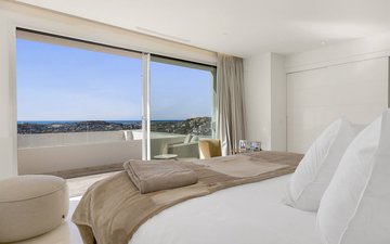 Property slide 30