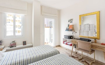 Property slide 17