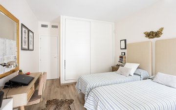 Property slide 18